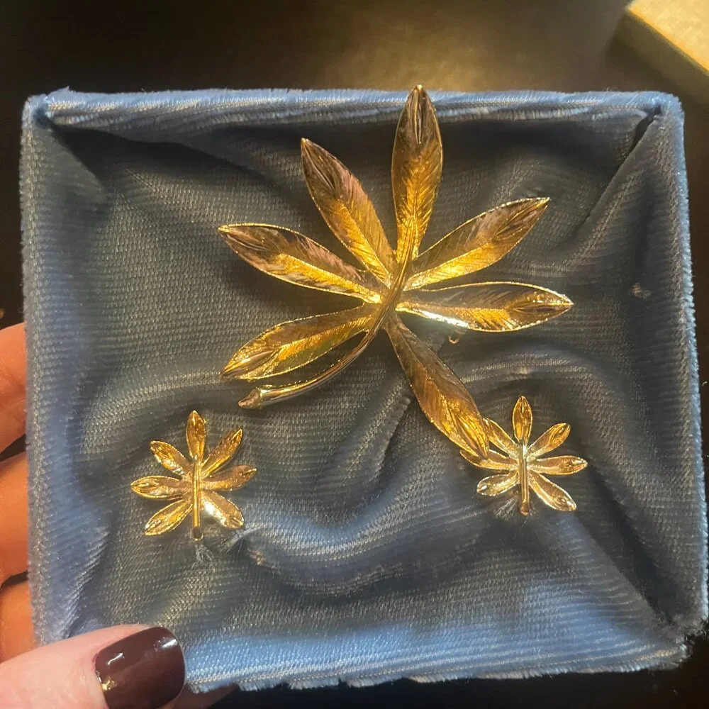 Gold Tone Leaf Brooch and Clip on Earring Set in box